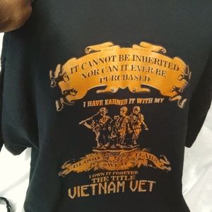 HAPPY VETERANS  DAY 🇺🇸Hanes Black Tee size2XL